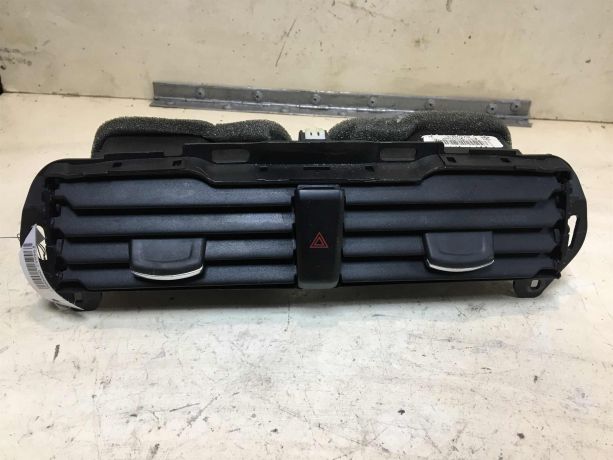 deflektor-vozdusnyi-obduva-salona-centralnyi-ford-fusion-usa-ford-mondeo-5-se-ecoboost-art-39823-big-0
