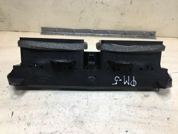 deflektor-vozdusnyi-obduva-salona-centralnyi-ford-fusion-usa-ford-mondeo-5-se-ecoboost-art-39823-big-3