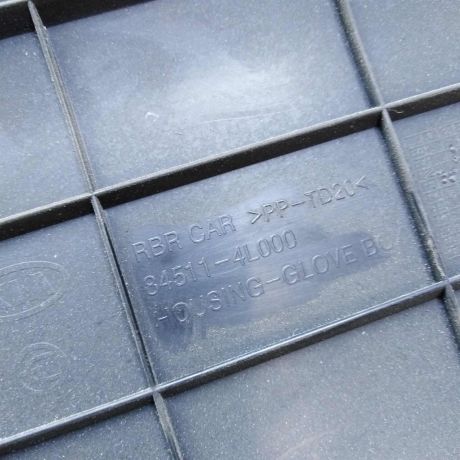 bardacok-hyundai-solaris-art-39987-big-1