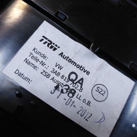 deflektor-obduva-salona-pravyi-volkswagen-passat-b7-art-40800-big-3