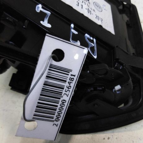 deflektor-obduva-salona-levyi-volkswagen-passat-b7-art-40863-big-3