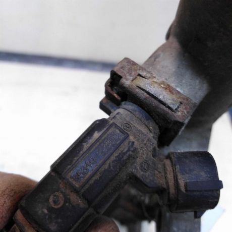 forsunka-toplivnaia-g4es-15i-hyundai-accent-ii-art-41777-big-2