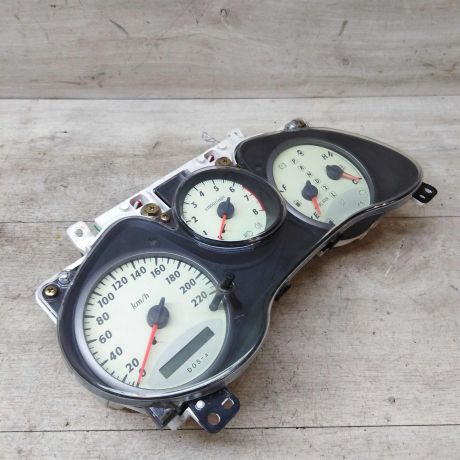 panel-priborov-shhitok-toyota-rav4-ii-xa20-art-42112-big-1
