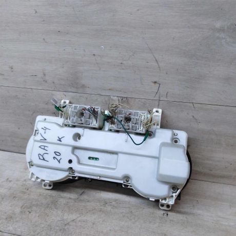 panel-priborov-shhitok-toyota-rav4-ii-xa20-art-42112-big-2