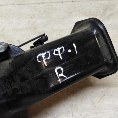 deflektor-obduva-salona-pravyi-ford-focus-1-art-46428-big-3