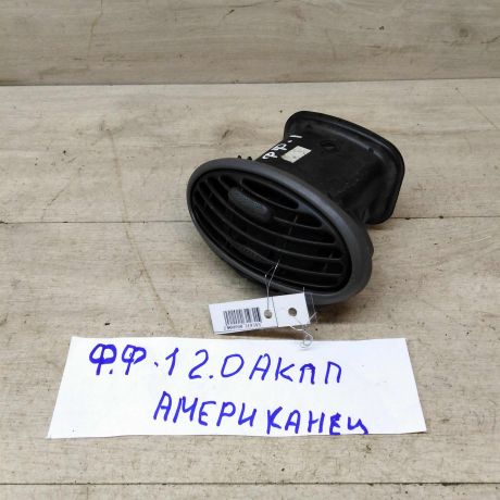 deflektor-obduva-salona-srednii-pravyi-ford-focus-1-art-46479-big-0