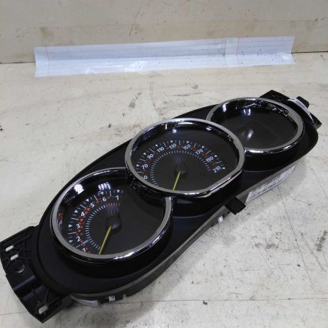 panel-priborov-shhitok-renault-sandero-ii-stepway-15gv-art-46659-big-1