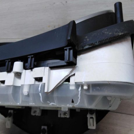 panel-priborov-shhitok-mazda-3-bl-art-48050-big-2