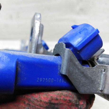 forsunka-toplivnaia-16i-z6-mazda-3-bl-art-48065-big-3