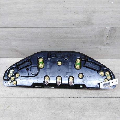 panel-priborov-shhitok-mercedes-e-class-w210-art-51701-big-2