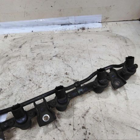 rampa-forsunocnaia-nissan-primera-p11-art-52831-big-1