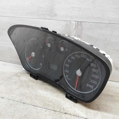 panel-priborov-shhitok-ford-focus-2-dizel-art-53375-big-1