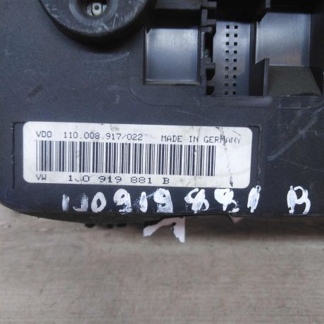 panel-priborov-shhitok-volkswagen-golf-4-20i-art-53763-big-1