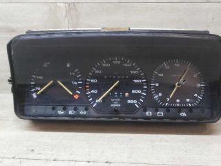 panel-priborov-shhitok-volkswagen-passat-b3-b4-benzin-art-53804