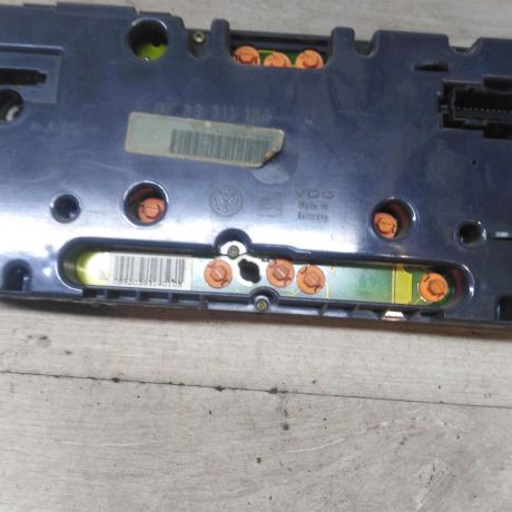 panel-priborov-shhitok-volkswagen-golf-3-art-53854-big-5