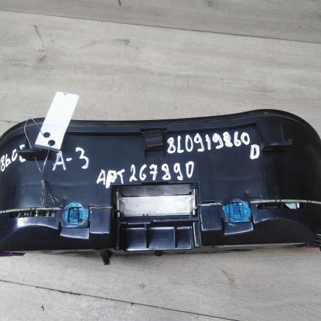 panel-priborov-shhitok-audi-a3-art-53866-big-1