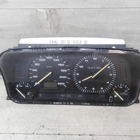 panel-priborov-shhitok-volkswagen-golf-3-art-53884-big-0