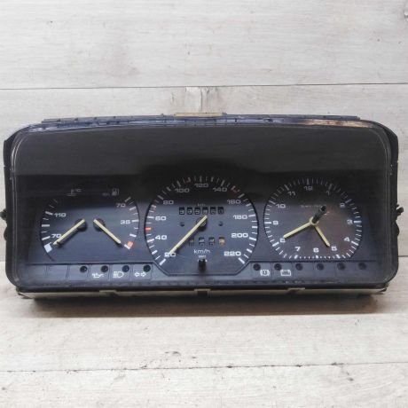 panel-priborov-shhitok-volkswagen-passat-b4-b3-art-53965-big-0