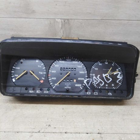 panel-priborov-shhitok-volkswagen-passat-b3-b4-benzin-art-53976-big-0