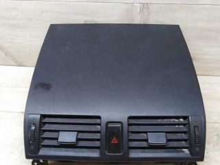 deflektor-obduva-salona-centralnyi-mazda-3-bk-sedan-art-54160