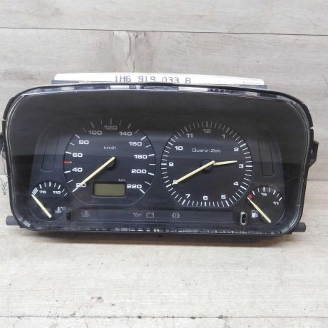 panel-priborov-shhitok-volkswagen-golf-3-art-54448-big-0