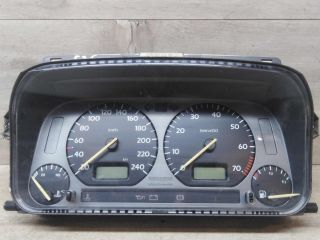 panel-priborov-shhitok-volkswagen-golf-3-benzin-art-54498