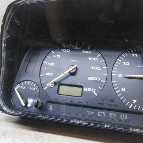 panel-priborov-shhitok-volkswagen-golf-3-dizel-art-54608-big-1