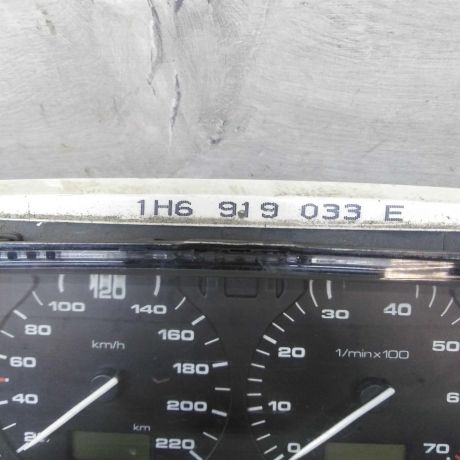 panel-priborov-shhitok-volkswagen-vento-golf-3-bu-benzin-art-54648-big-1