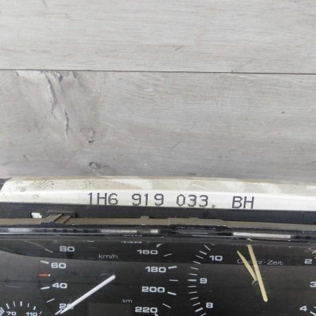 panel-priborov-shhitok-volkswagen-golf-3-art-54753-big-3