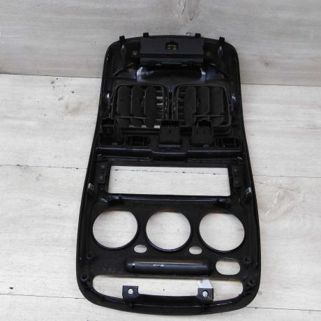 ramka-magnitoly-deflektor-obduva-salona-centralnyi-hyundai-accent-2-06-gv-sedan-art-55878-big-3