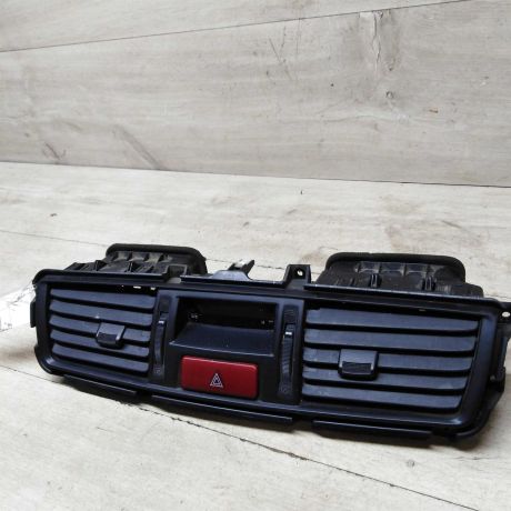 deflektor-obduva-salona-centralnyi-mitsubishi-lancer-9-art-57498-big-0