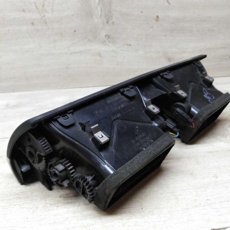 deflektor-obduva-salona-centralnyi-bmw-x5-ii-e70-do-rest-art-57959-big-5