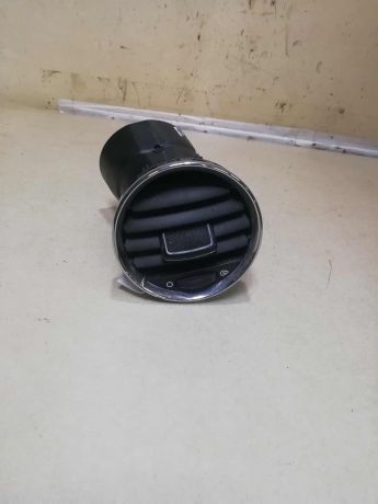 deflektor-obduva-salona-pravyi-peugeot-408-art-59108-big-0