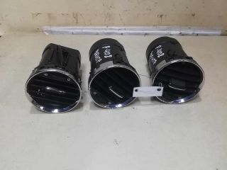 deflektor-obduva-salona-centralnyi-peugeot-408-art-59273