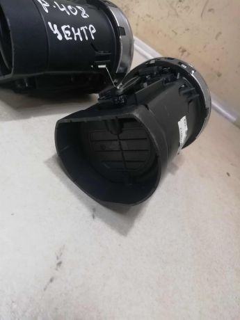 deflektor-obduva-salona-centralnyi-peugeot-408-art-59273-big-5