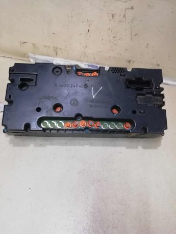 panel-priborov-shhitok-volkswagen-golf-3-art-59680-big-2