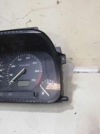 panel-priborov-shhitok-volkswagen-golf-3-art-59680-big-4