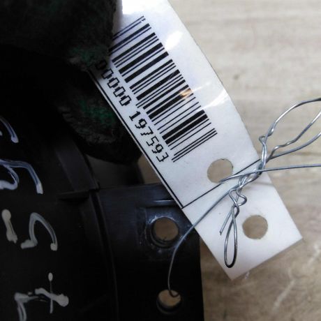 panel-priborov-shhitok-hyundai-elantra-iii-xd-xetcbek-art-59796-big-2