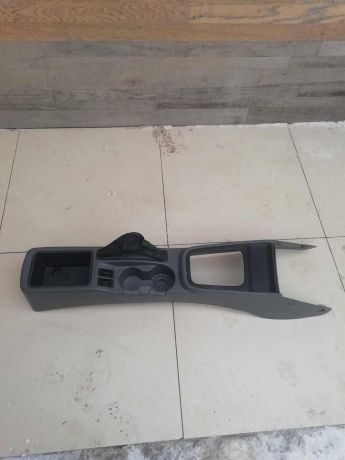 konsol-salon-centralnaia-kia-spectra-art-60738-big-0