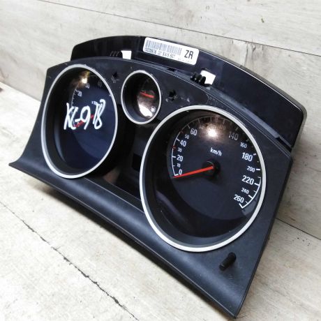 panel-priborov-shhitok-opel-astra-h-art-60882-big-2