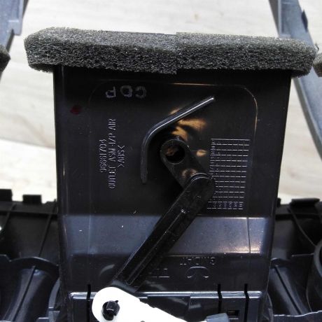 deflektor-obduva-salona-centralnyi-opel-antara-i-art-61957-big-4