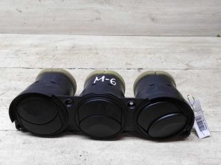 deflektor-obduva-salona-centralnyi-mazda-6-art-62121