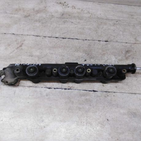 forsunka-toplivnaia-volkswagen-passat-b3-passat-b4-20i-2e-v-sbore-s-rampoi-art-63173-big-3