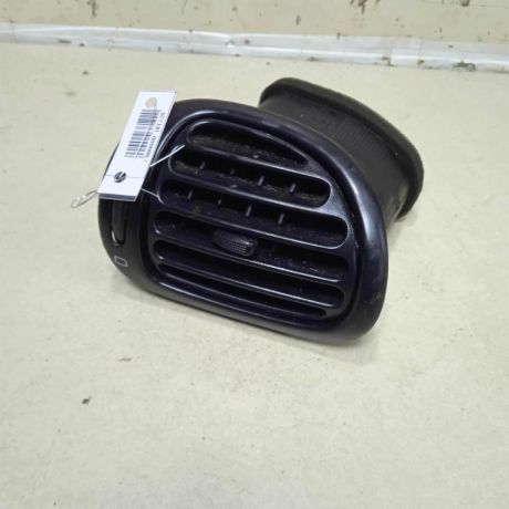 deflektor-obduva-salona-levyi-peugeot-206-art-63254-big-0