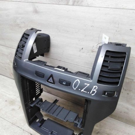 ramka-magnitoly-deflektor-obduva-salona-opel-zafira-b-art-64070-big-1