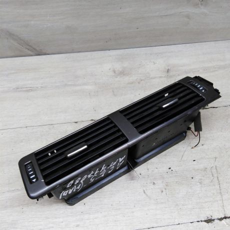 deflektor-obduva-salona-centralnyi-audi-a6-c5-28i-ack-art-65036-big-0