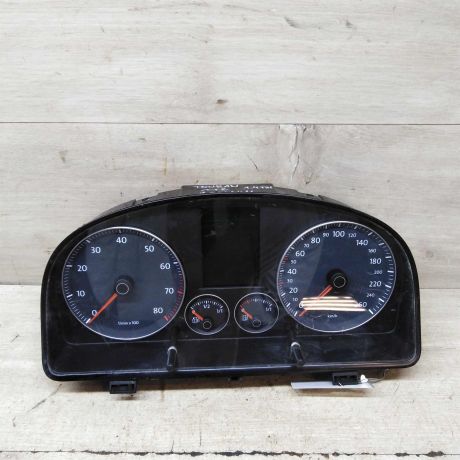 panel-priborov-shhitok-volkswagen-touran-i-art-66340-big-0