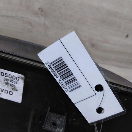 panel-priborov-shhitok-volkswagen-touran-i-art-66340-big-1