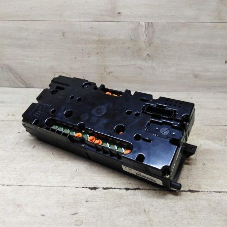 panel-priborov-shhitok-volkswagen-golf-3-volkswagen-vento-art-66386-big-1