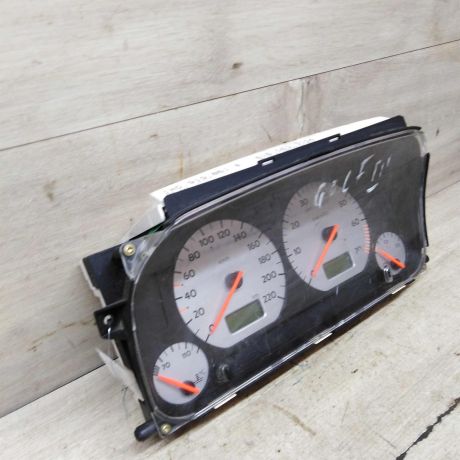 panel-priborov-shhitok-19tdi-volkswagen-golf-3-volkswagen-vento-art-66424-big-2